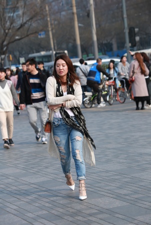 �߸�ʱ����TUIţ�� �� ��Ů-��ʦ����-www.jiepaids.com