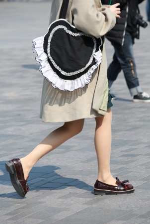 ����İ�����˿�����������ŮЬ