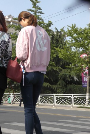 4K ��TUIţ�п� �� ��Ů-��ʦ����-www.jiepaids.com