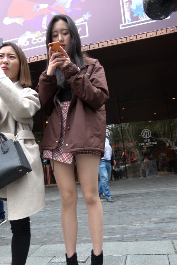 X GDQ��TUI�߸� SI ��  �� ��Ů-��ʦ����-www.jiepaids.com