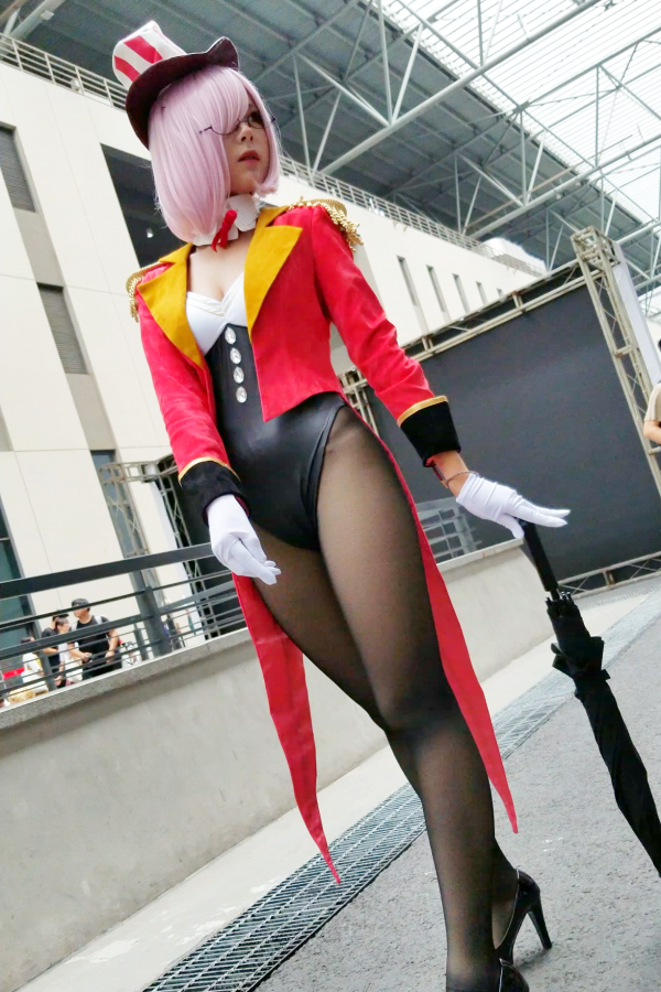 �޳��ĺ��º�SI-��ʦ����-www.jiepaids.com