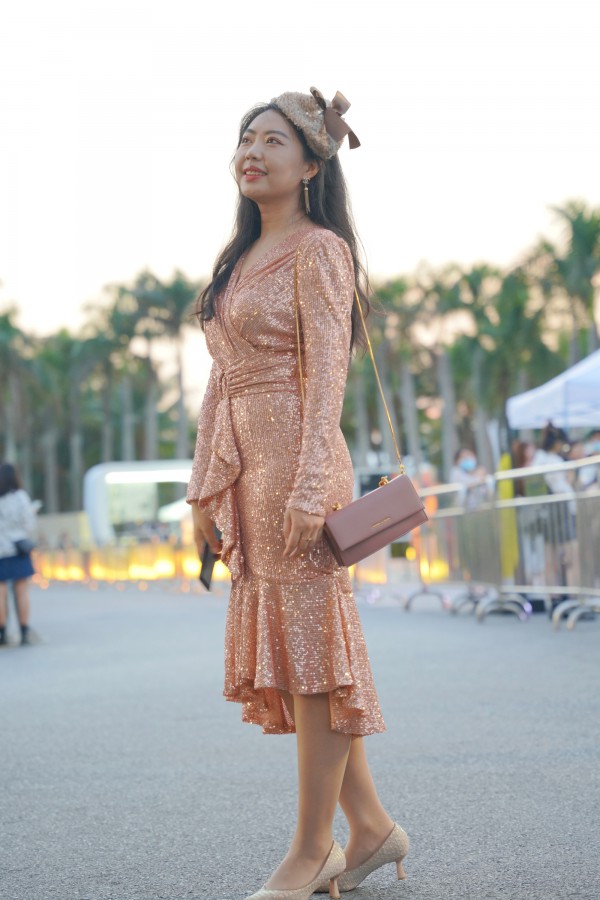  ��˿  �� ��