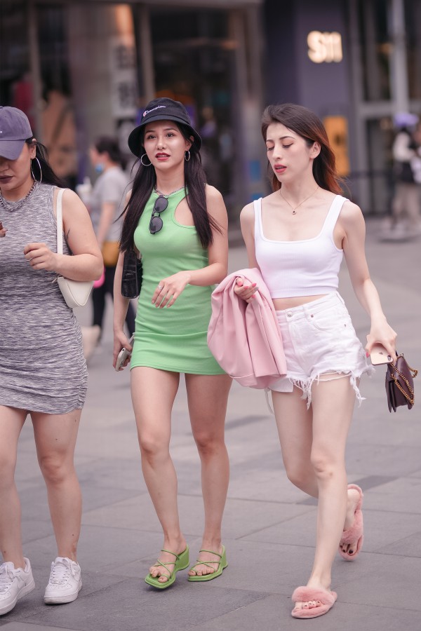 0705������Ů�˸�����ɫ-��ʦ����-www.jiepaids.com