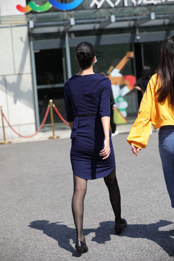 202202��˿������ɫְҵװ