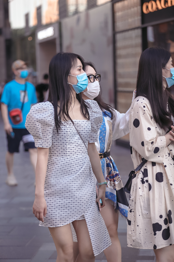 2022.04.03����Ů��һ̨Ϸ-��ʦ����-www.jiepaids.com