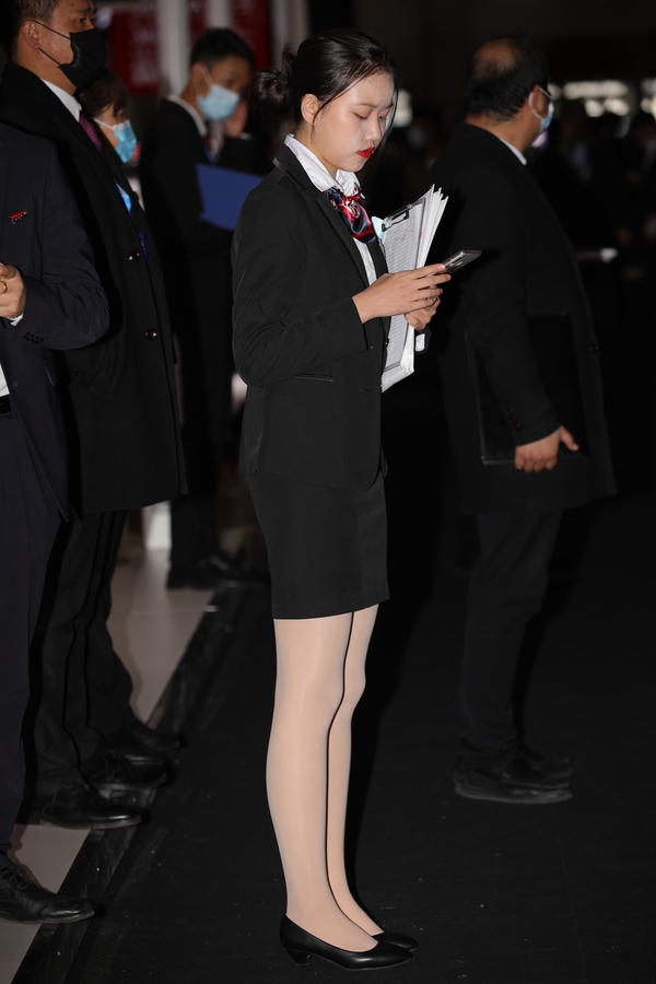 ���������顿��չ���۹�����si�߸�����-��ʦ����-www.jiepaids.com