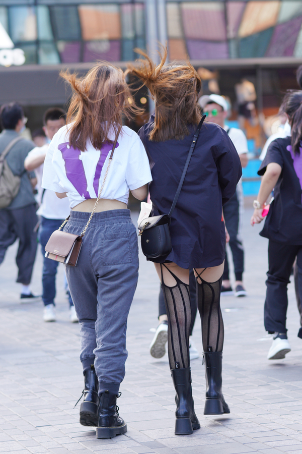 �������Ӱ��20240121�Ը�˿��-��ʦ����-www.jiepaids.com