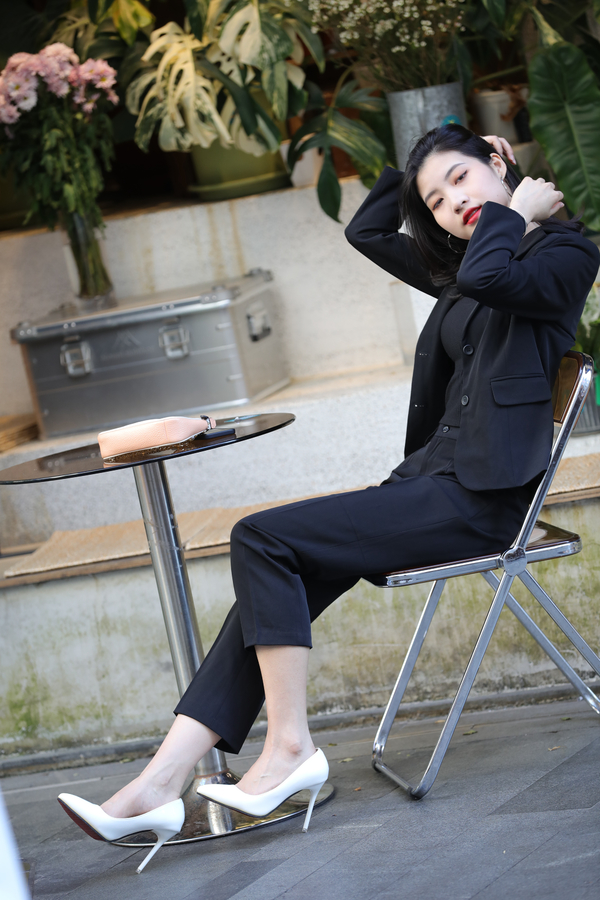 ���������顿OL�߸��Ʒ�-��ʦ����-www.jiepaids.com