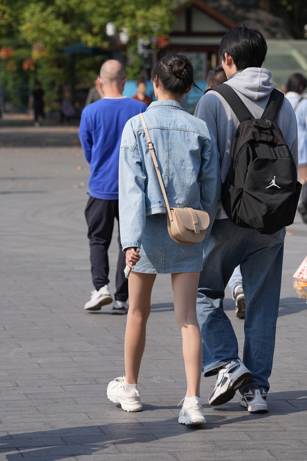 ��˿������2025.6.11ţ��Ů��