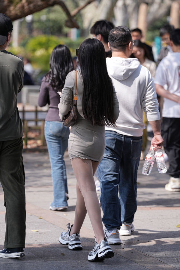 ��˿������2025.7.31��˿��������ȹ-��ʦ����-www.jiepaids.com