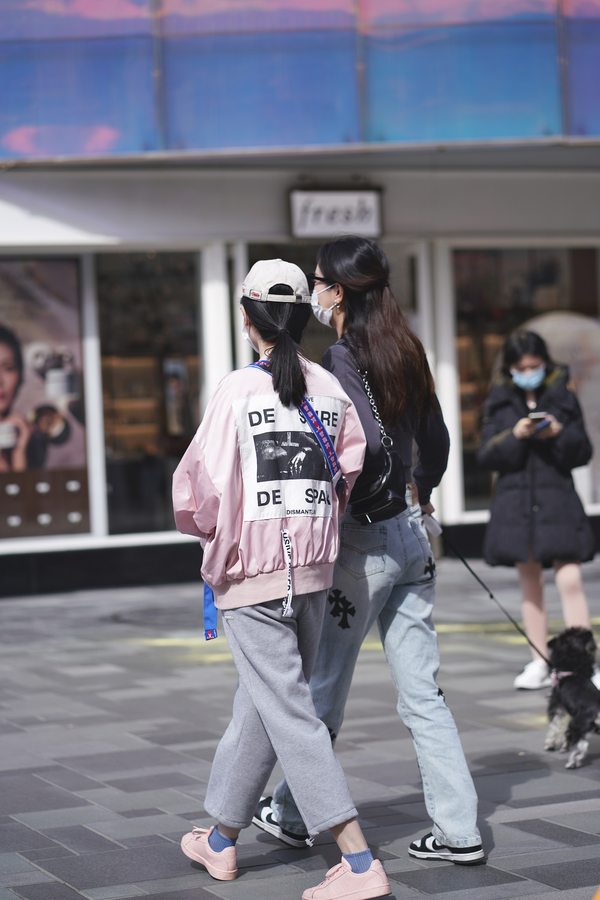 �������Ӱ��20251103ţ�п�Ů��