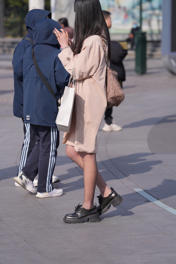 ��˿������2025.12.1ɶ��ɫ