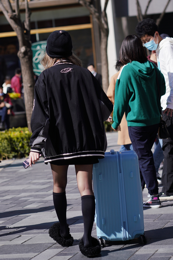 �������Ӱ��20251206��˿