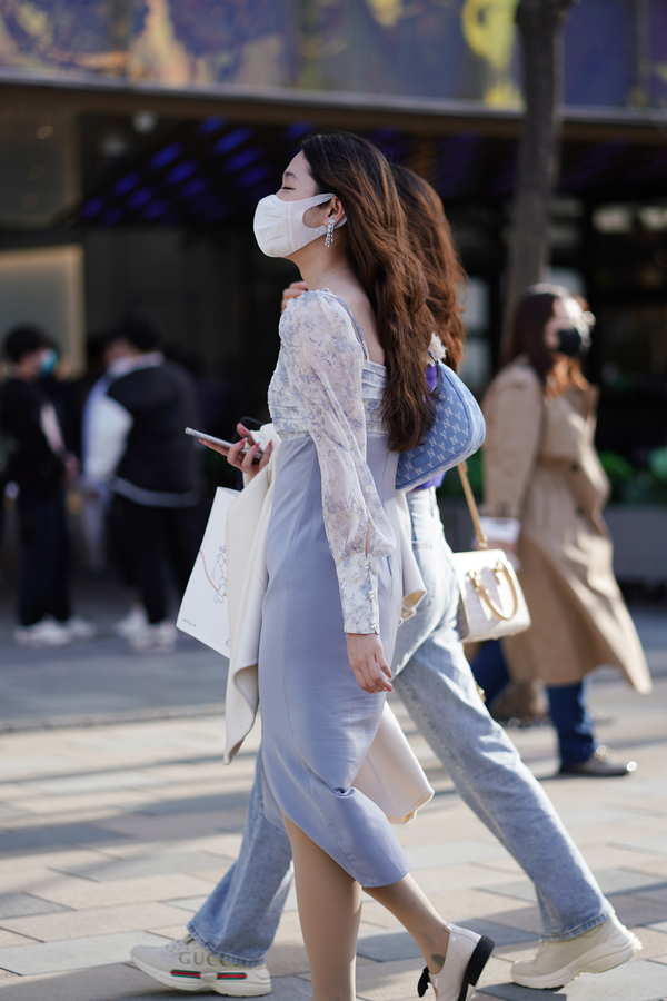 �������Ӱ��20260302��ɫȹ��