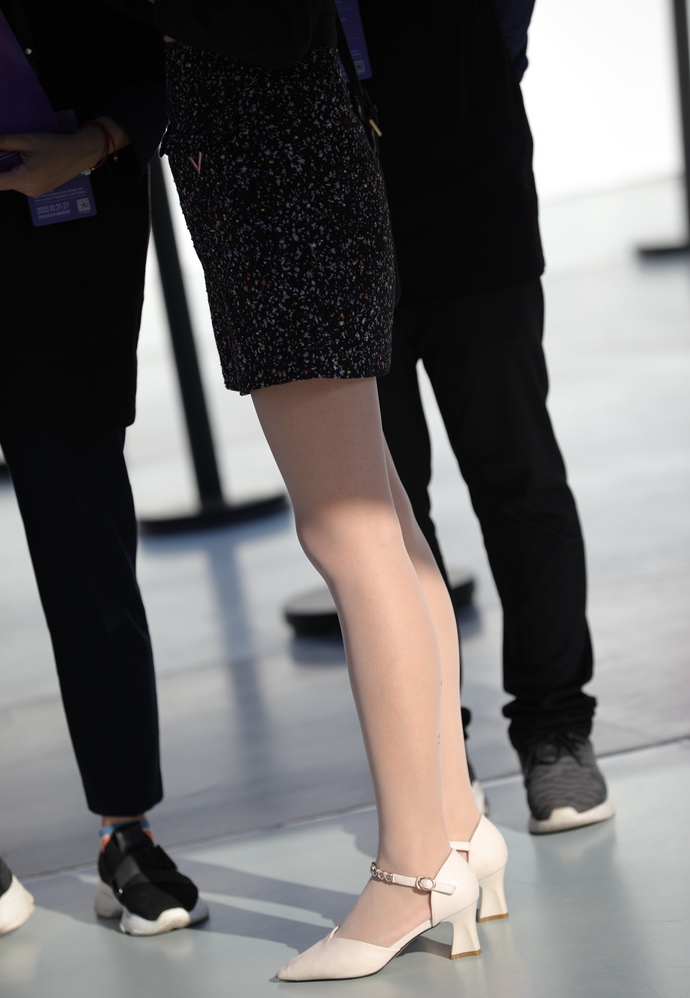 2202201022-2-29����Ƭ �����µ� �� ˿���ȱ�͸